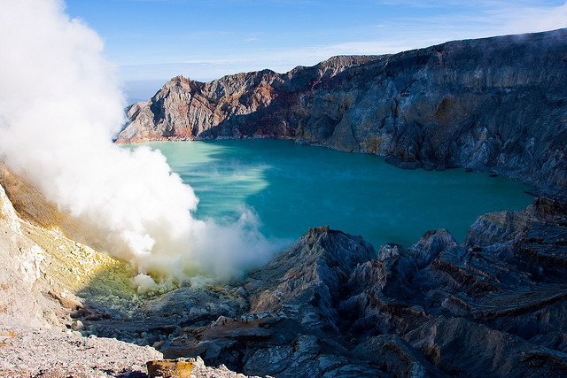 by nmaupu on Flickr.The acid crater lake from Kawah Ijen volcano complex - East Java, Indonesia.