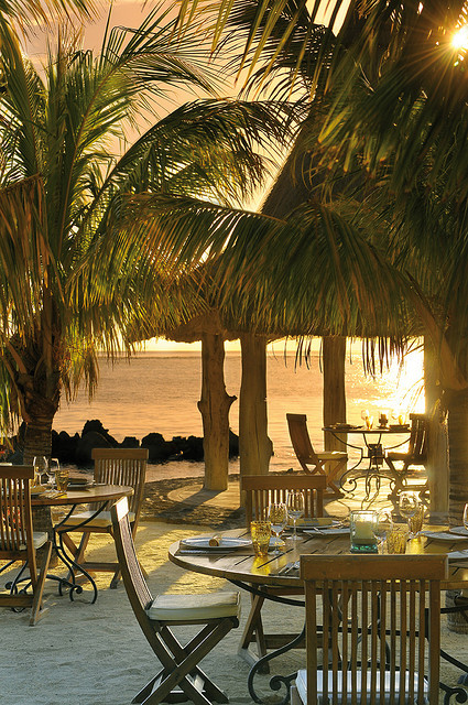 Dining on the beach, La Ravanne Restaurant, Mauritius