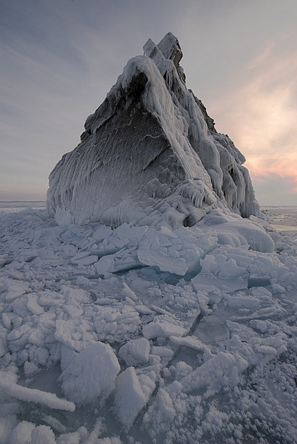 Ice-capped cliff in Maloe-More, Lake Baikal, Russia